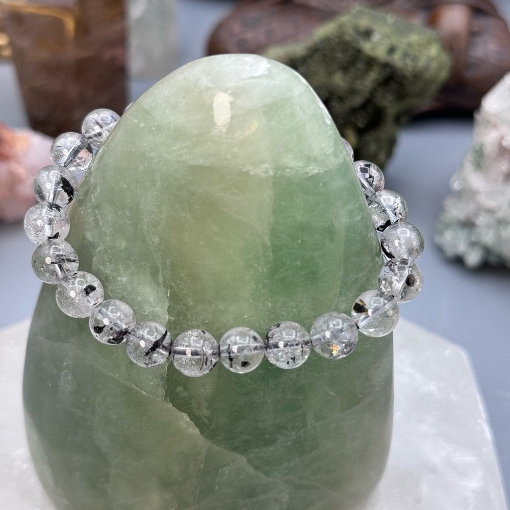Elegant Black Tourmalinated Clear Quartz Bracelet 8mm - Picture 4 of 4